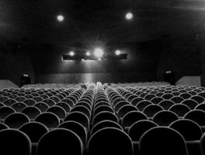 Cinema_vuoto
